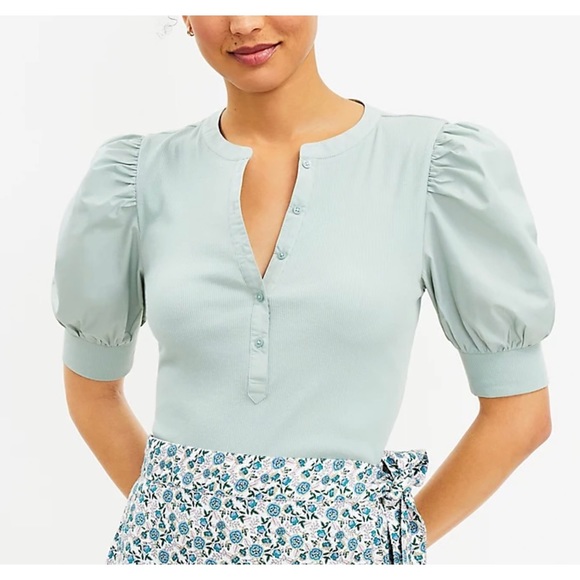 LOFT Tops - LOFT | puff sleeve mixed media top